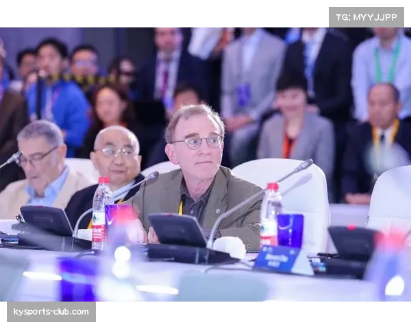 科隆队教练批评过度依赖VAR，认为裁判水平或因此受限